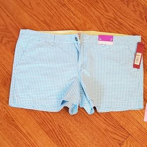 Womans Chino Shorts